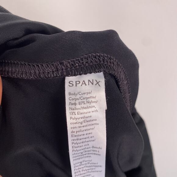 SPANX Faux Leather Leggings in Black Small - Picture 6 of 7